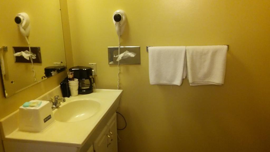 Studio Apartments Sterling Bilik gambar